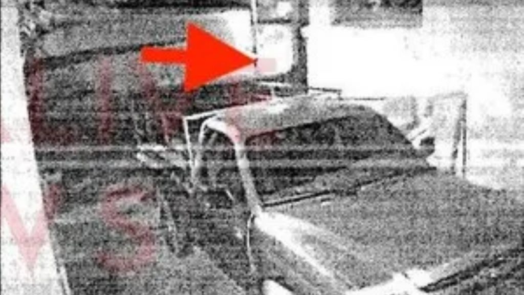 Βορίζια: Φωτογραφίες κατέγραψαν την στιγμή της έκρηξης στο σπίτι του Φραγκιαδάκη – Ποιος οδηγούσε το 4χ4 που ακολουθούσε το ΙΧ του 23χρονου