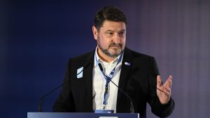 Η συγκινητική ανάρτηση του Νίκου Χαρδαλιά για την κηδεία του πατέρα του