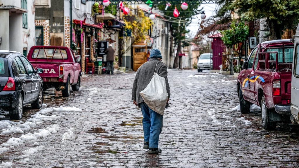Έρχεται νέα κακοκαιρία που θα σαρώσει τη χώρα με βροχές και πτώση της θερμοκρασίας – Σε ποιες περιοχές τα φαινόμενα θα είναι πιο έντονα