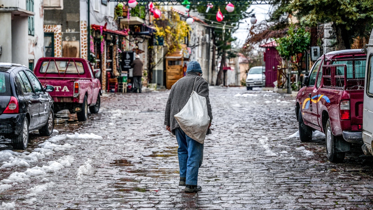 Έρχεται νέα κακοκαιρία που θα σαρώσει τη χώρα με βροχές και πτώση της θερμοκρασίας – Σε ποιες περιοχές τα φαινόμενα θα είναι πιο έντονα