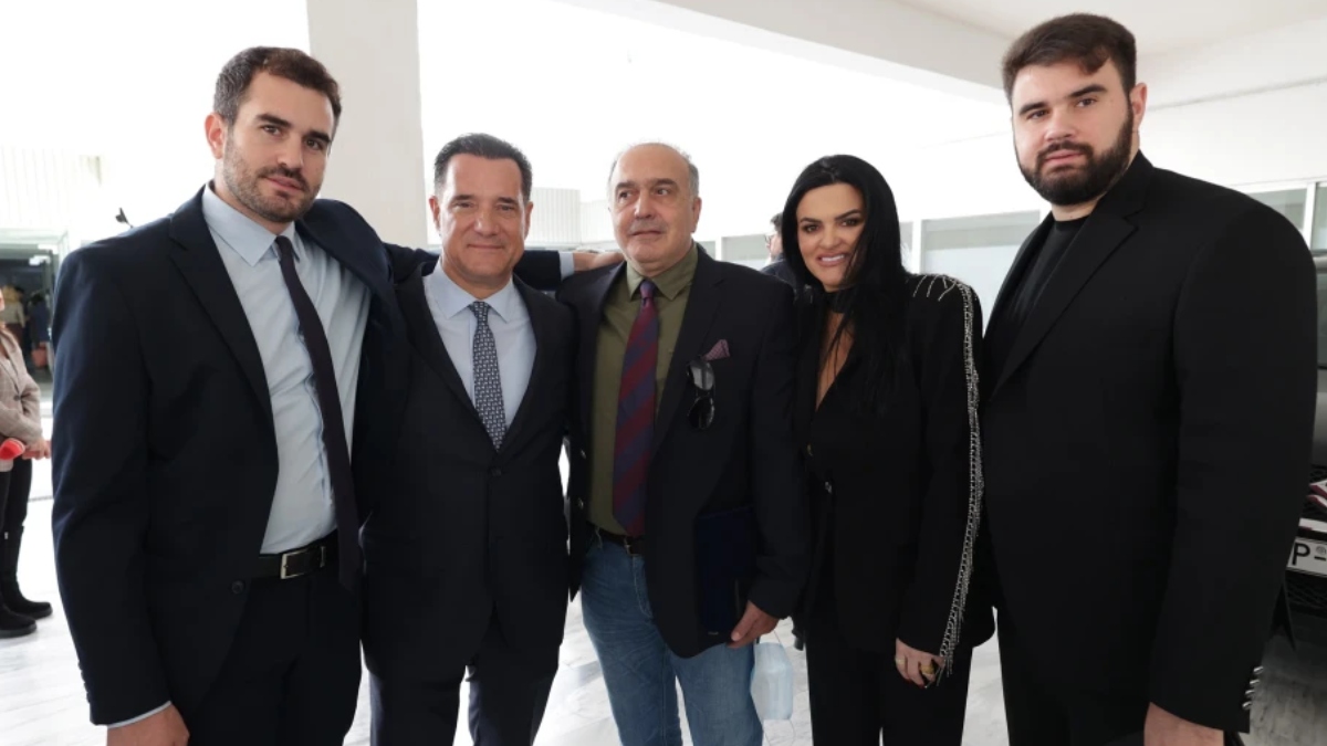 Υπουργείο Υγείας: Εγκαινιάστηκε το νέο ρομποτικό μηχάνημα στο Κωνσταντοπούλειο Γ. Ν. “Αγία Όλγα”