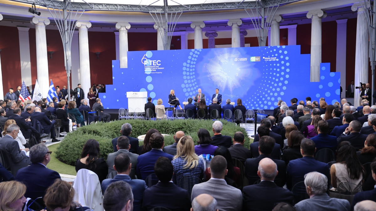 LIVE οι εργασίες της συνόδου Διατλαντικής Συνεργασίας για την Ενέργεια στο Ζάππειο