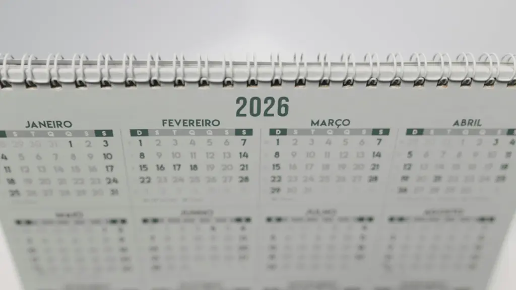Ποιες είναι οι αργίες του 2026 – Όλα τα τριήμερα της νέας χρονιάς