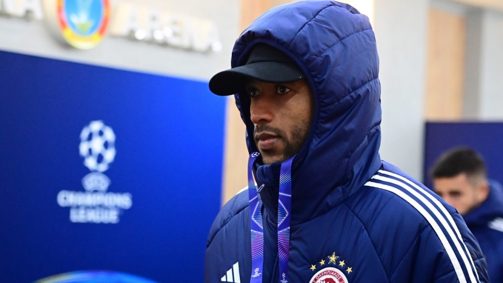 Ολυμπιακός: Ταλαιπωρία για την αποστολή των «ερυθρόλευκων» – Καθυστέρηση στην πτήση τους για Αθήνα