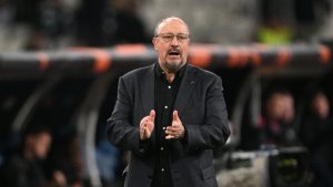 Ράφα Μπενίτεθ: Εξετάζει την ένταξη του Παύλου Παντελίδη από τον Ιανουάριο