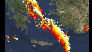 Κακοκαιρία: Πάνω από 800 χλμ. το μέτωπο του “Byron” – Έπεσαν 30.000 κεραυνοί σε 24 ώρες