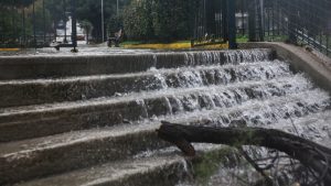 Επιμένει η κακοκαιρία Byron: Νέα ανακοίνωση από την Πολιτική Προστασία – Συστάσεις προς τους πολίτες