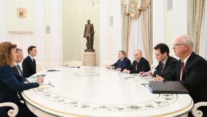 Άκαρπες οι μαραθώνιες συνομιλίες στη Μόσχα για την Ουκρανία, “αγκάθι” το εδαφικό – Νέες απειλές από Πούτιν