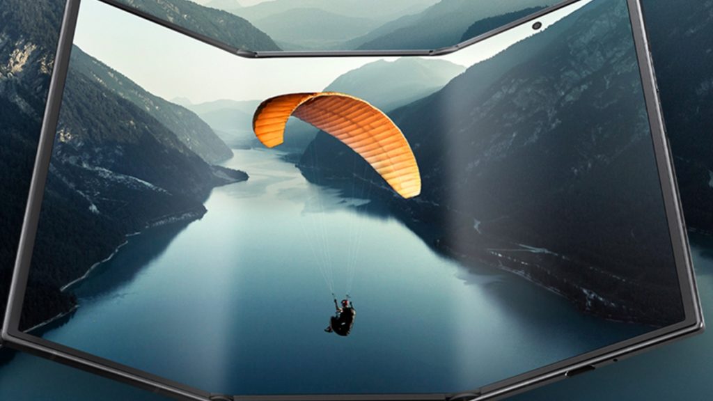 Το επόμενο βήμα στα smartphones: Ένα διπλά αναδιπλούμενο κινητό, τρεις οθόνες, τέσσερις χώροι εργασίας