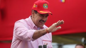 Ο Μαδούρο επιβεβαίωσε ότι συνομίλησε με τον Τραμπ – “Μιλήσαμε εγκάρδια και με σεβασμό – Επιδιώκουμε την ειρήνη”