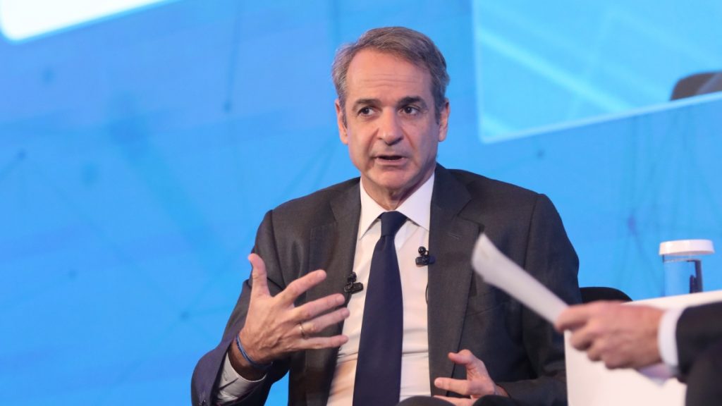 Μητσοτάκης για αγρότες: “Καλό ο διάλογος να γίνει με τους δρόμους ανοιχτούς – Κίνδυνος να στραφεί η κοινωνία εναντίον τους”