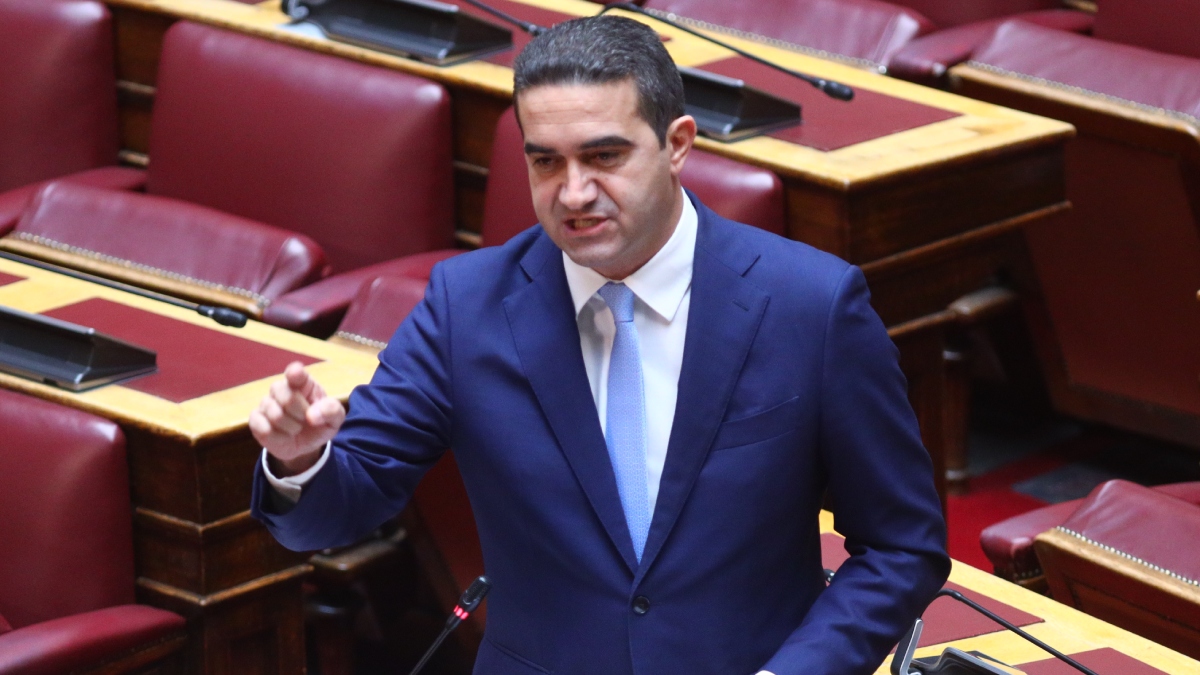 Μιχάλης Κατρίνης για τη σύλληψη του 16χρονου γιου του: “Οδηγούσε χωρίς δίπλωμα – Αδικαιολόγητο, ο νόμος ισχύει για όλους”