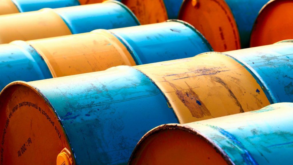 Πετρέλαιο: Κάτω από τα 60 δολάρια το βαρέλι του Μπρεντ χάρη στην πρόοδο των συνομιλιών για την Ουκρανία