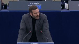 Νίκος Παππάς: Άφαντος μετά τον ξυλοδαρμό του δημοσιογράφου – Το τηλεφώνημα Φάμελλου – Αρβανίτη για τη διαγραφή του