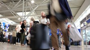 Aegean: Πού θα ταξιδέψουν οι Έλληνες τις γιορτές – Οι top προορισμοί εσωτερικού και εξωτερικού