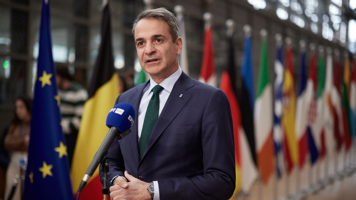 Μήνυμα Μητσοτάκη στους αγρότες από τις Βρυξέλλες: “Ναι στον διάλογο, όχι στην αχρείαστη ταλαιπωρία της κοινωνίας”