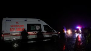 Τουρκία: Ελληνίδα αεροσυνοδός ανάμεσα στα θύματα από τη συντριβή του αεροσκάφους με τον Λίβυο στρατηγό (βίντεο)