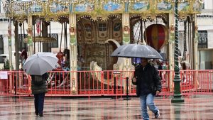 Καιρός σήμερα: Χριστούγεννα με βροχές, καταιγίδες και χιόνια – Ποιες περιοχές επηρεάζονται