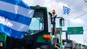 Όσο σκληραίνουν οι αγροτικές κινητοποιήσεις, πλησιάζει η λύση ή απομακρύνεται ο διάλογος με την κυβέρνηση;