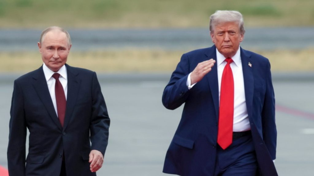 Κρεμλίνο: “Η Ουκρανία θα πρέπει να αποσύρει τα στρατεύματα από το Ντονμπάς – Σύντομα νέα επικοινωνία Τραμπ – Πούτιν”