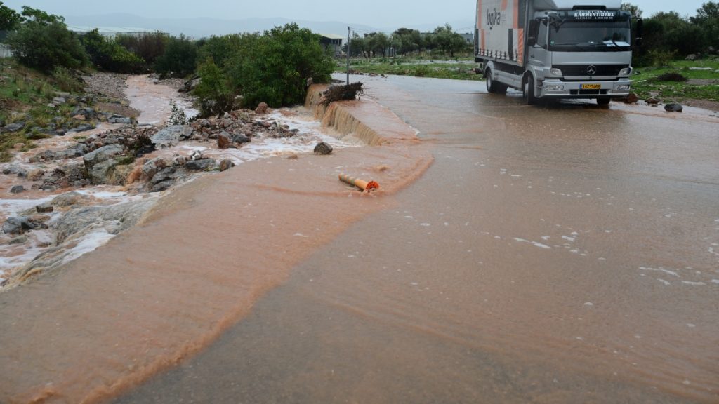 Κακοκαιρία Byron: Αυτές είναι οι περιοχές που θα σαρώσει η κακοκαιρία τις επόμενες ώρες – Η ανάρτηση του Θοδωρή Κολυδά