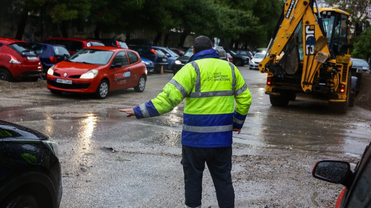 Κακοκαιρία Byron: Οι δρόμοι που παραμένουν κλειστοί και τα σημεία που πρέπει να αποφύγετε