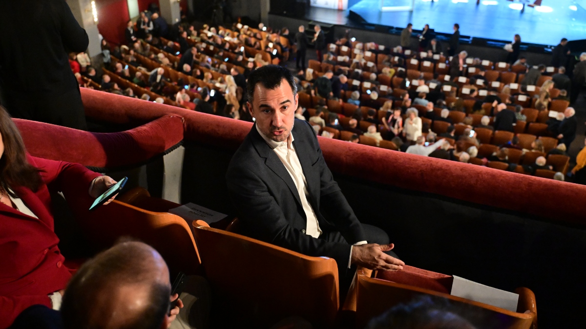 Χαρίτσης: Αιχμές για Τσίπρα μετά τον… εξώστη στο Παλλάς – “Είδα μια έντονη αγωνία αποστασιοποίησης”