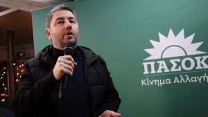 Ανδρουλάκης για αγρότες: “Το μαχαίρι και το πεπόνι στα χέρια της κυβέρνησης”