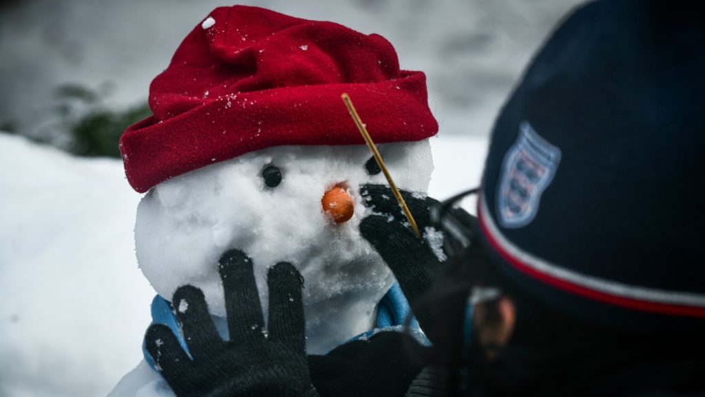 Πότε χιόνισε τελευταία φορά Χριστούγεννα στην Αθήνα – Οι πιο ψυχρές και οι πιο θερμές γιορτές των τελευταίων 125 χρόνων