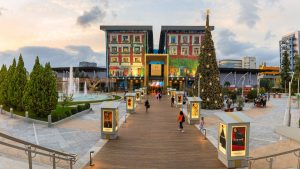 Η μαγεία των Χριστουγέννων ζωντανεύει στα εμπορικά κέντρα της LAMDA Development