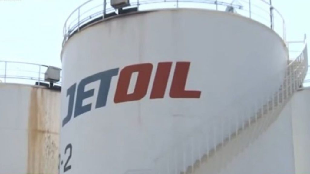 Πώς επηρεάζει την αγορά η αναστολή λειτουργίας της Jetoil