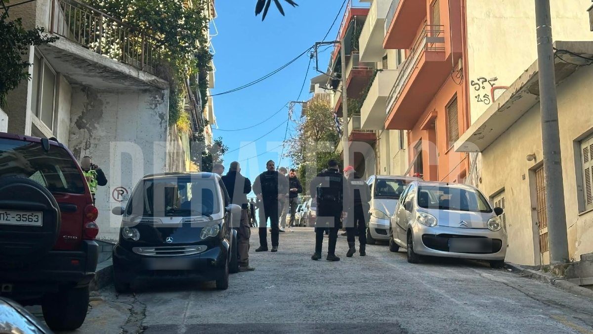 Οικογενειακή τραγωδία στην Κυψέλη: Άνδρας μαχαίρωσε τη σύζυγό του στον λαιμό κι αυτοκτόνησε – Σε κρίσιμη κατάσταση η γυναίκα