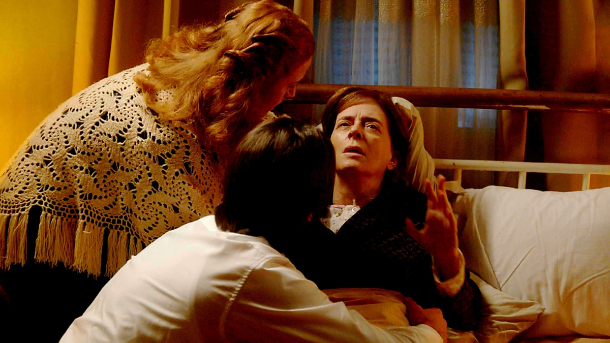 Άγιος Έρωτας (22/12): Απόψε το προτελευταίο επεισόδιο – Η Πετρούλα αφήνει την τελευταία της πνοή