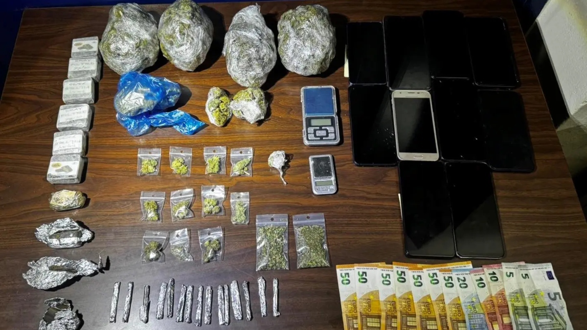 Άγιος Παντελεήμονας: Σπείρα διακινούσε ναρκωτικά – 14 συλλήψεις