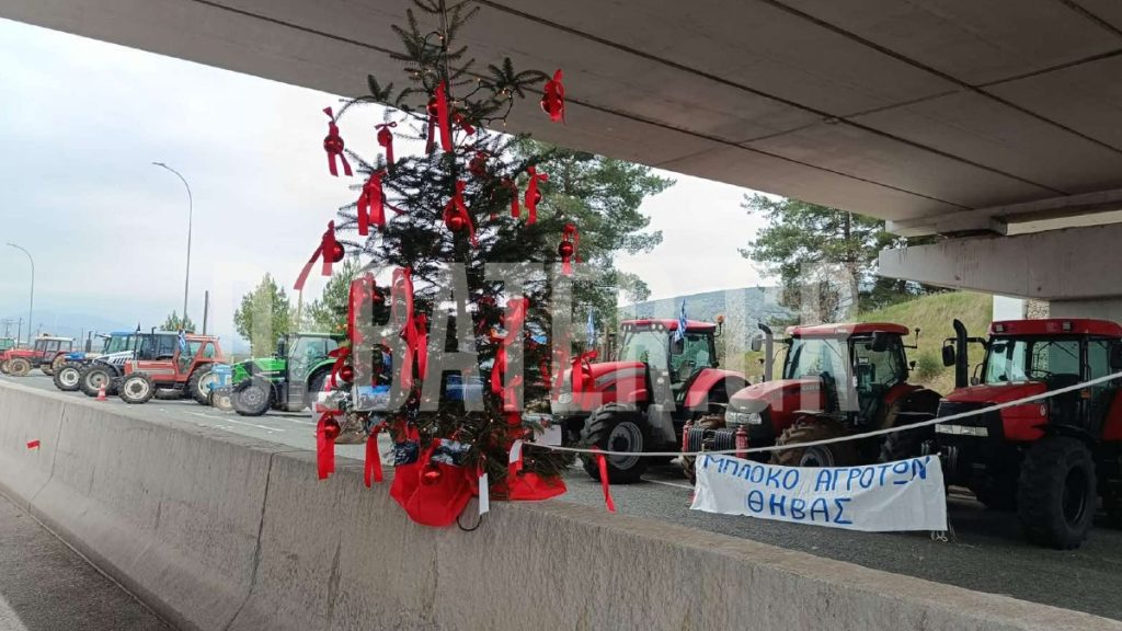 Το Debater στα μπλόκα των αγροτών στη Στερεά Ελλάδα – Ανυποχώρητοι και έτοιμοι για Χριστούγεννα στο δρόμο (Εικόνες & Βίντεο)