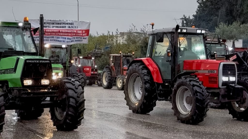 Επιμένουν οι αγρότες παρά την κακοκαιρία – Νέες κινητοποιήσεις από Δευτέρα