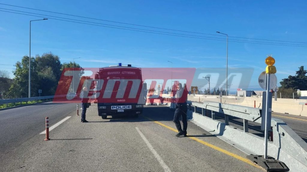 Μπλόκα αγροτών: Συμβολική πορεία στην γέφυρα Ρίου-Αντιρρίου – Μεγάλη κινητοποίηση της αστυνομίας, έκλεισε τον δρόμο με κλούβες η ΕΛΑΣ