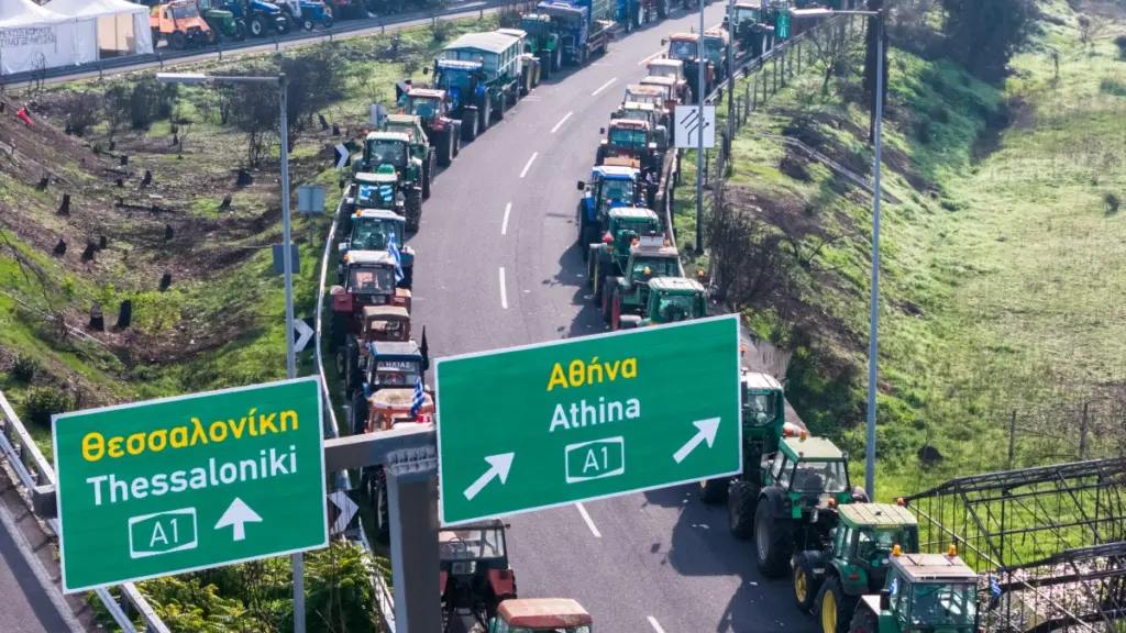 Αγρότες: Αντίστροφη μέτρηση για τη συνάντηση της Δευτέρας με τον Πρωθυπουργό – Η λίστα με τους εκπροσώπους και το «φρένο» στον Ανεστίδη