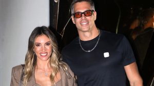 Αθηνά Οικονομάκου: Βάζει τέλος στις φήμες για γάμο στην Πάρο – «Είναι ψέματα ότι παντρεύομαι»