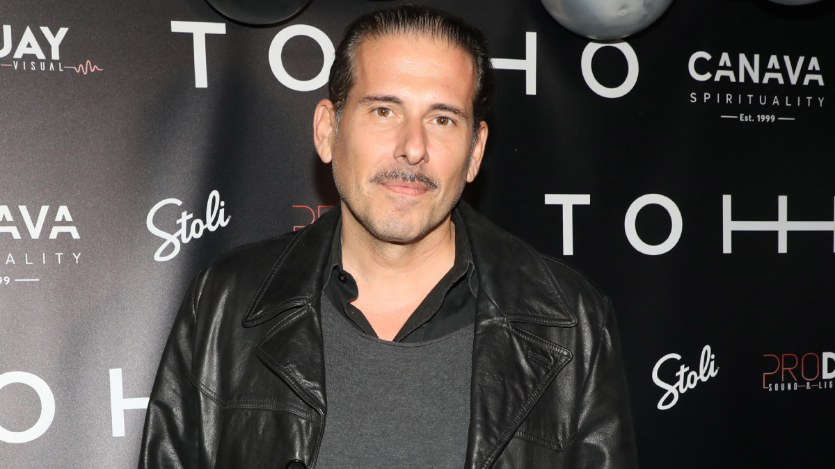 Διαμαντής Καραναστάσης: Επιστρέφει στο θέατρο μετά την αποχώρησή του από την Πλεύση Ελευθερίας