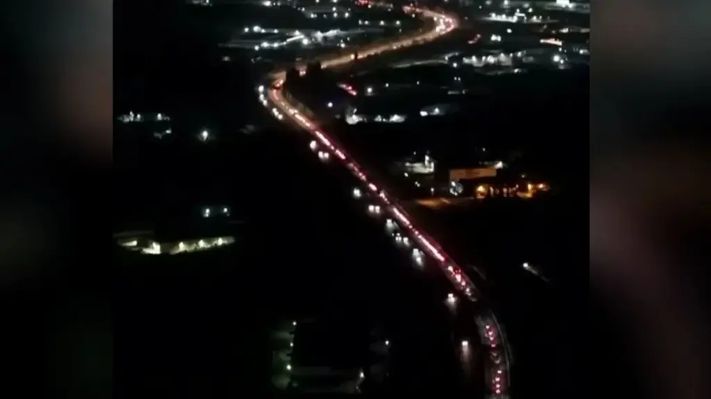 Οι ουρές χιλιομέτρων με τα κολλημένα οχήματα στην Εθνική Αθηνών – Λαμίας από drone