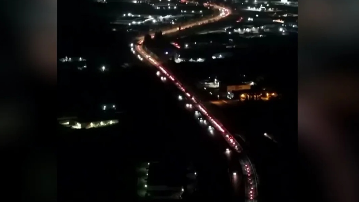 Οι ουρές χιλιομέτρων με τα κολλημένα οχήματα στην Εθνική Αθηνών – Λαμίας από drone