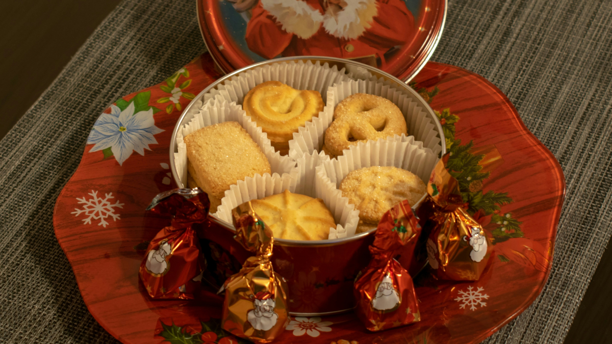 Εορτολόγιο: Ποιοι γιορτάζουν σήμερα 5 Δεκεμβρίου