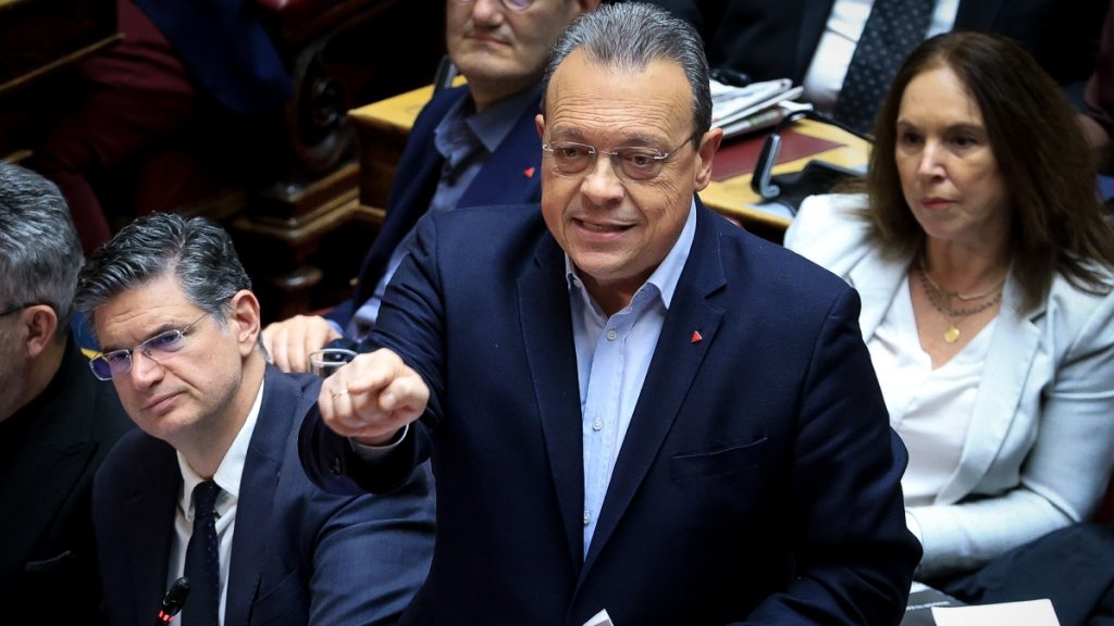 Φάμελλος κατά Φλωρίδη: Δεν είστε άξιος να εκπροσωπείτε το υπουργείο Δικαιοσύνης της Ελληνικής Δημοκρατίας