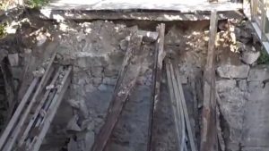 Κατέρρευσε γέφυρα σε παράδρομο της Πέτρου Ράλλη στο Μοσχάτο – Τι απαντάει η Περιφέρεια Αττικής