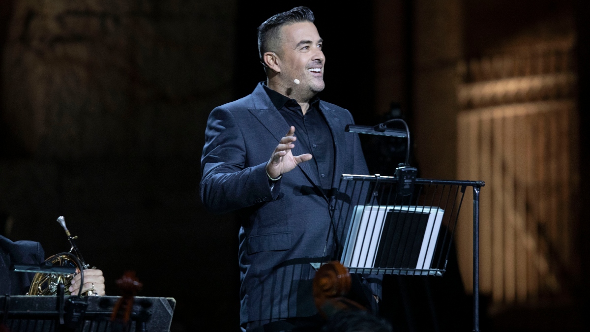 Γιάννης Αϊβάζης: «Είχα διαγνωστεί με σπάνια μορφή καρκίνου στα 6 μου – Θυμάμαι τους γονείς μου να κλαίνε»