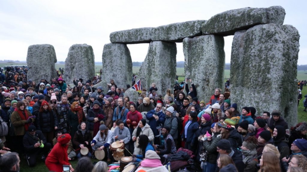 Χειμερινό ηλιοστάσιο: Σήμερα η μεγαλύτερη νύχτα του χρόνου