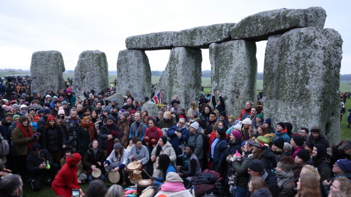 Χειμερινό ηλιοστάσιο: Σήμερα η μεγαλύτερη νύχτα του χρόνου