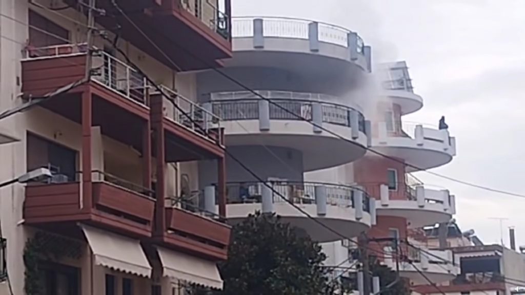 Ιωάννινα: Συναγερμός στην Πυροσβεστική για φωτιά σε διαμέρισμα