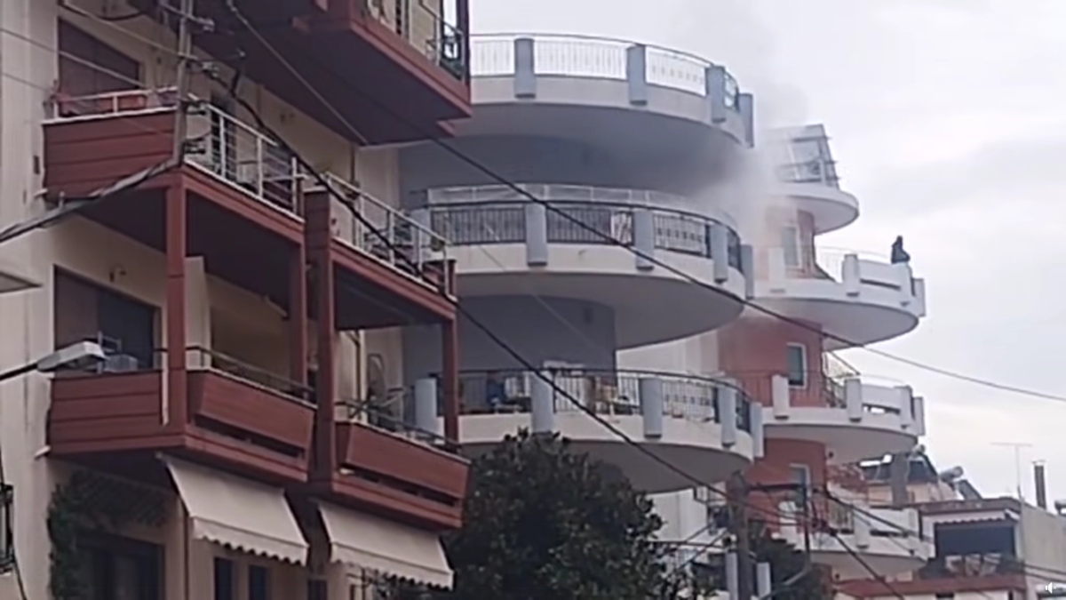 Ιωάννινα: Συναγερμός στην Πυροσβεστική για φωτιά σε διαμέρισμα